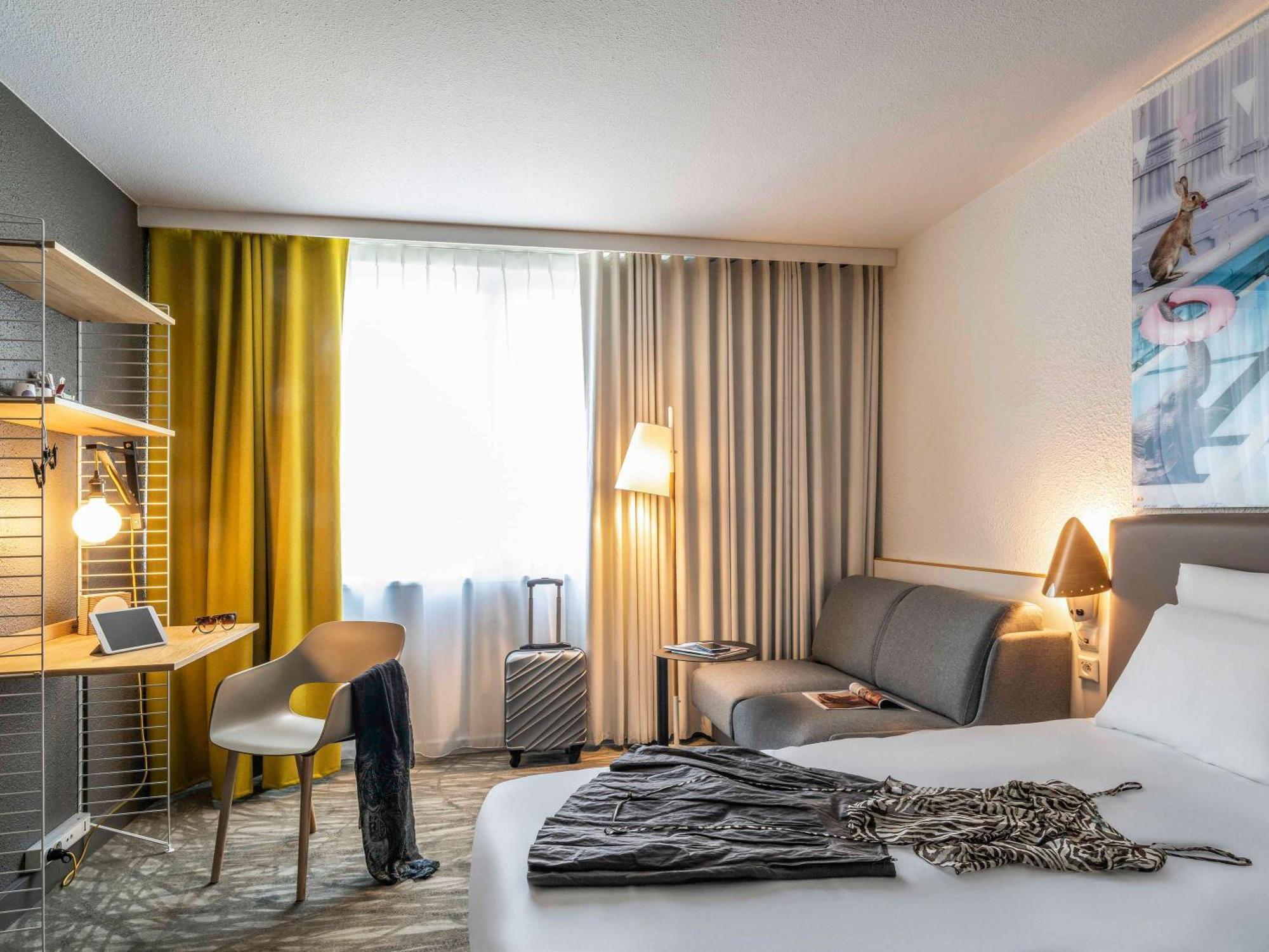Hotel Novotel Evry Courcouronnes Ngoại thất bức ảnh
