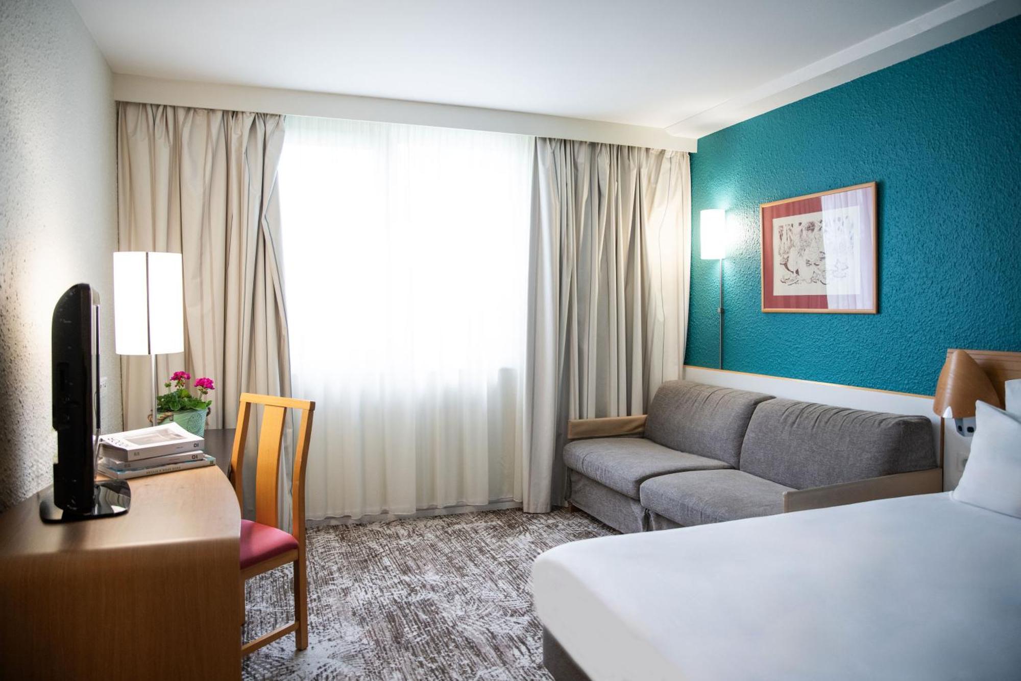 Hotel Novotel Evry Courcouronnes Ngoại thất bức ảnh