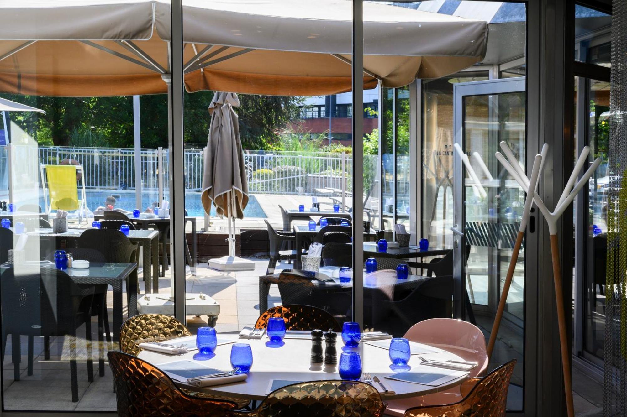 Hotel Novotel Evry Courcouronnes Ngoại thất bức ảnh