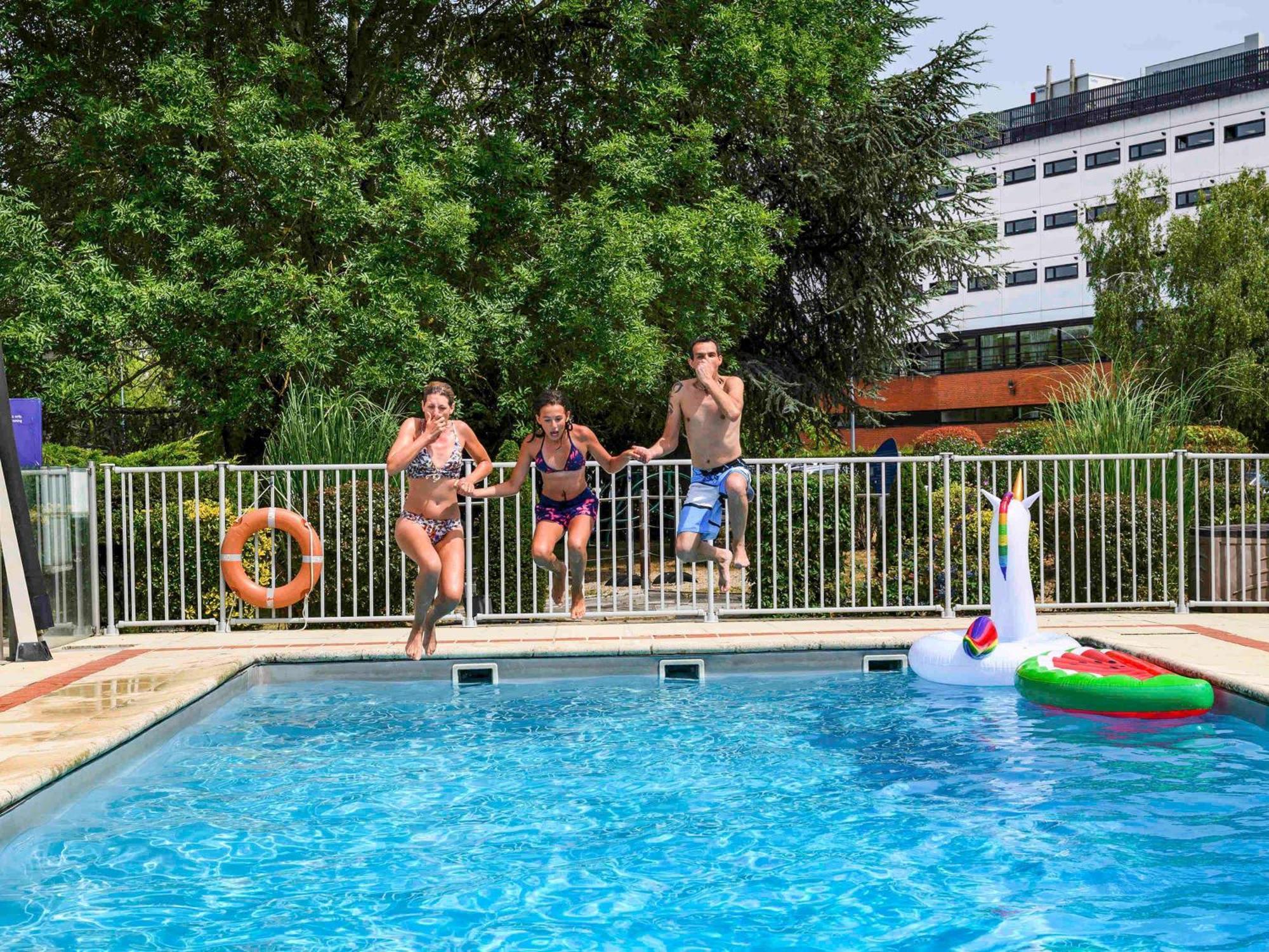 Hotel Novotel Evry Courcouronnes Ngoại thất bức ảnh