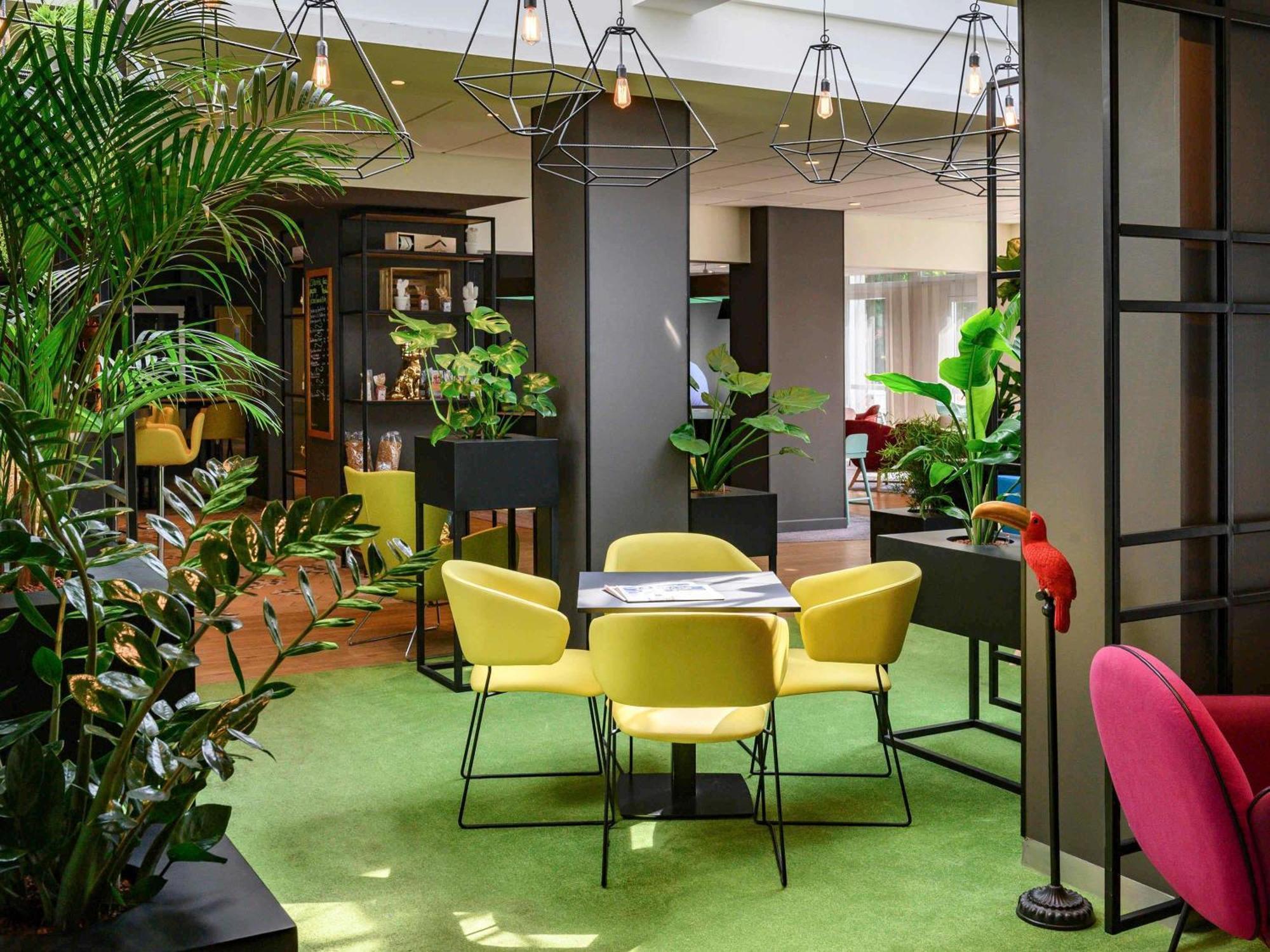 Hotel Novotel Evry Courcouronnes Ngoại thất bức ảnh